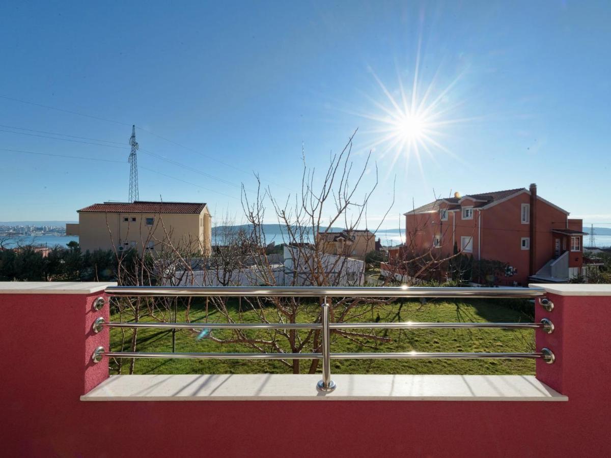 Apartment In Dalmatia Near The Sea Kaštela エクステリア 写真